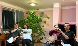 Sirsnīgais Valentīndienas pasākums dienesta viesnīcā