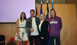 Vadi savu karjeru PATS!