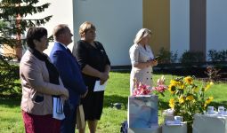 Sveiciens Zinību dienā!