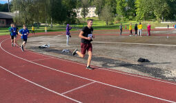 Vieglatlētikas sacensības Vecbebros