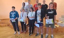 Mācību gads ar plus zīmi