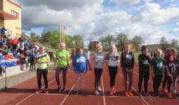 Rudens kross, Vecbebri