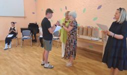 Mācību gads ar plus zīmi