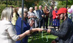 Sveiciens Zinību dienā!