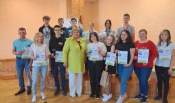 Mācību gads ar plus zīmi