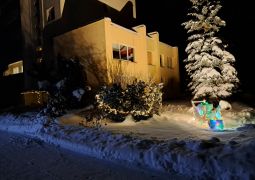 Sajūti sirdī Ziemassvētkus!